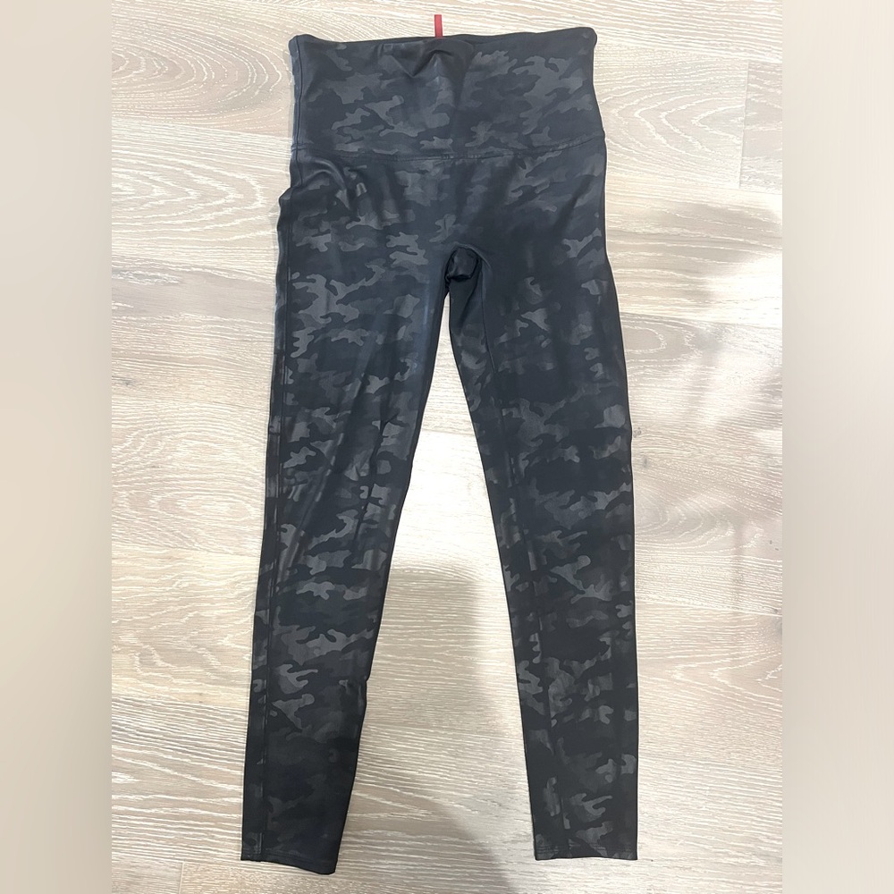 Spanx faux leather leggings